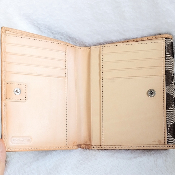 😍 Vintage Y2K Coach Hampton Khaki Signature Stripe Compact Clutch Wallet - Picture 8 of 12